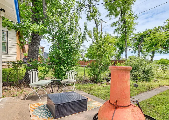 Eco-chic Sanctuary Steps From Trinity Trails! Vakantiehuis *